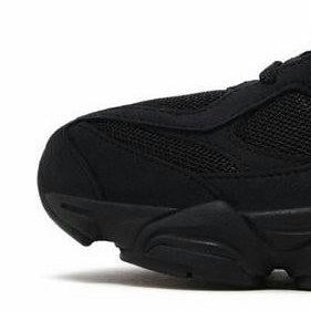 9060 Triple Black Cat